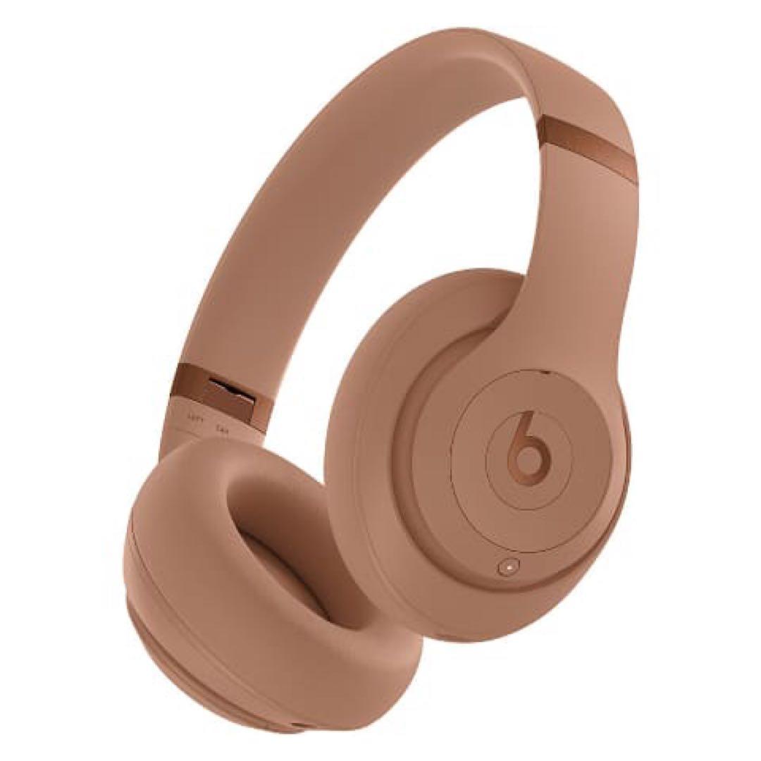 Beats Studio Pro x Kim Kardashian ヘッドフォン