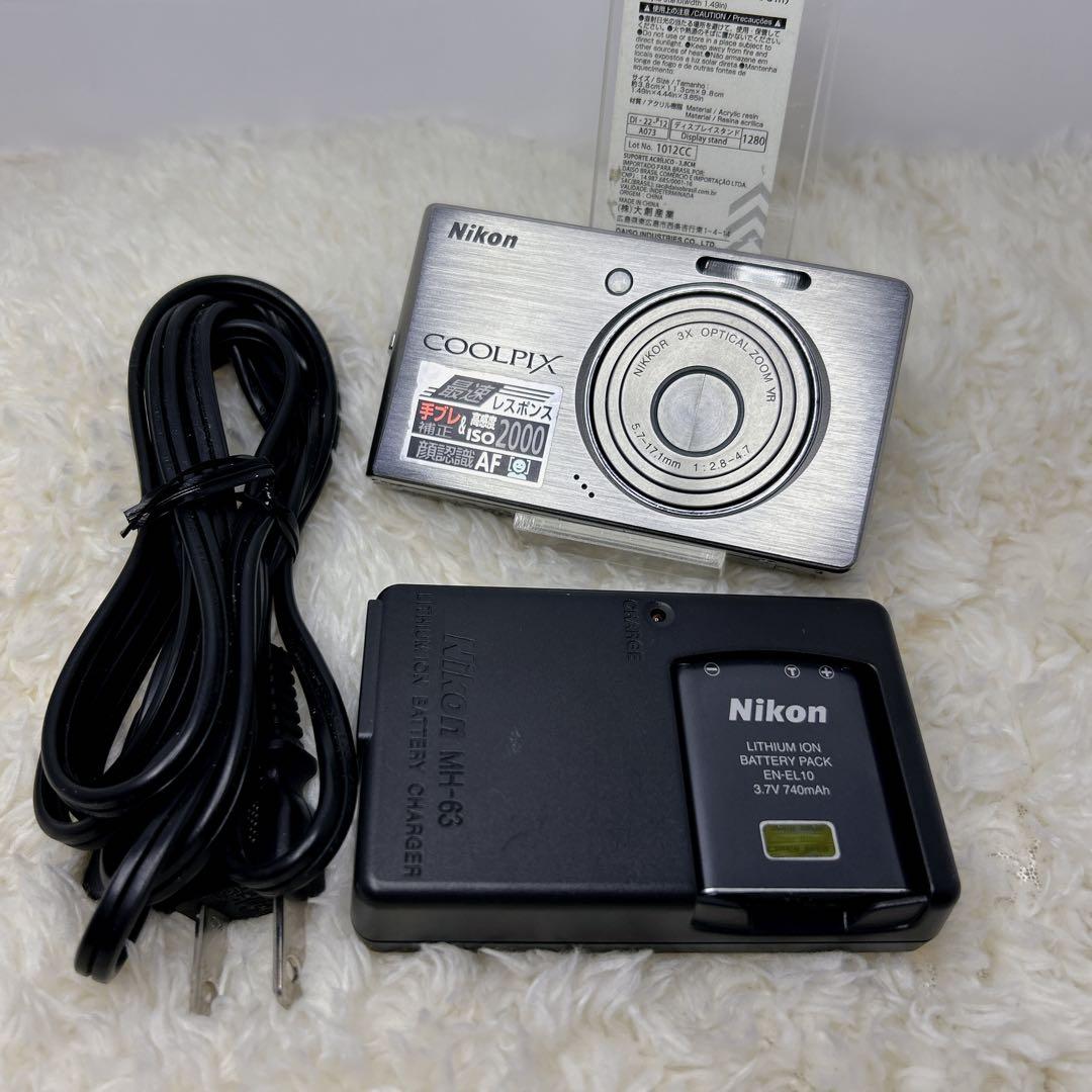 【美品】Nikon COOLPIX S500 シルバー 大人気シリーズ