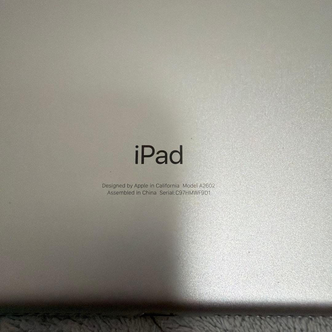 Apple iPad 第9世代　シルバー/64GB