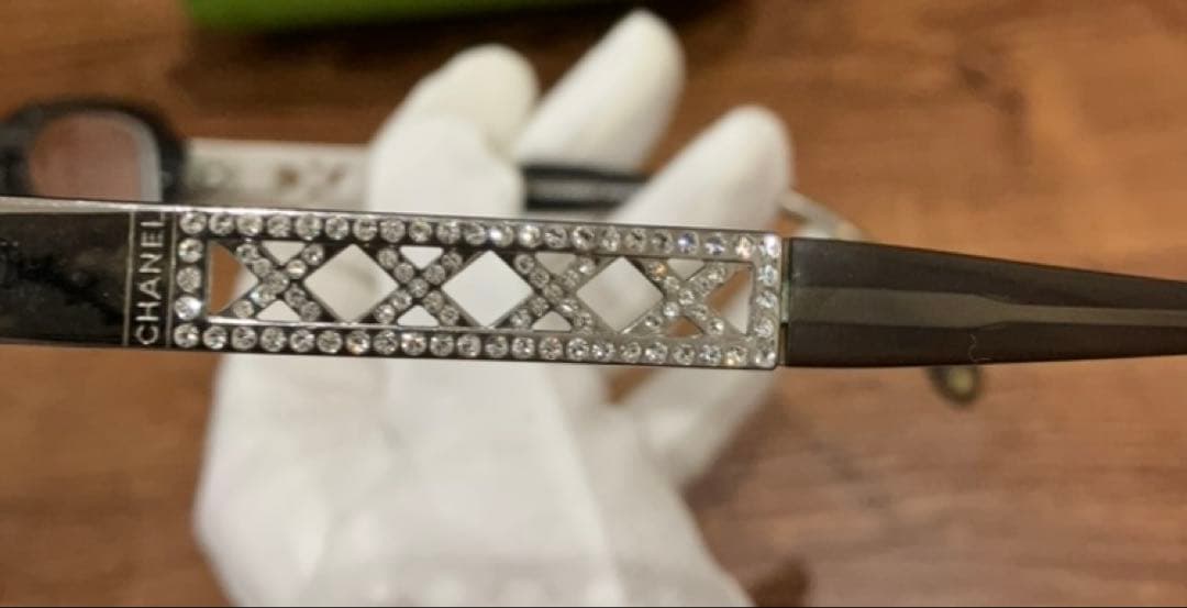 CHANEL ストーン装飾 ブラックメガネ(度あり)