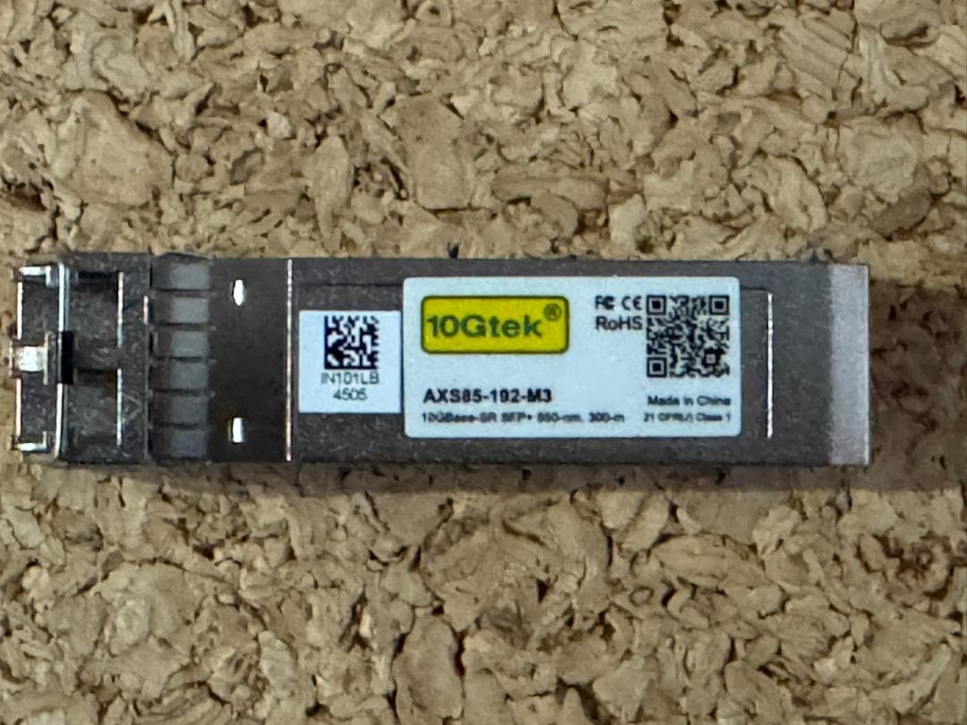 【中古】QNAP QNA-T310G1S TB3 ＋ 光SFP+モジュール