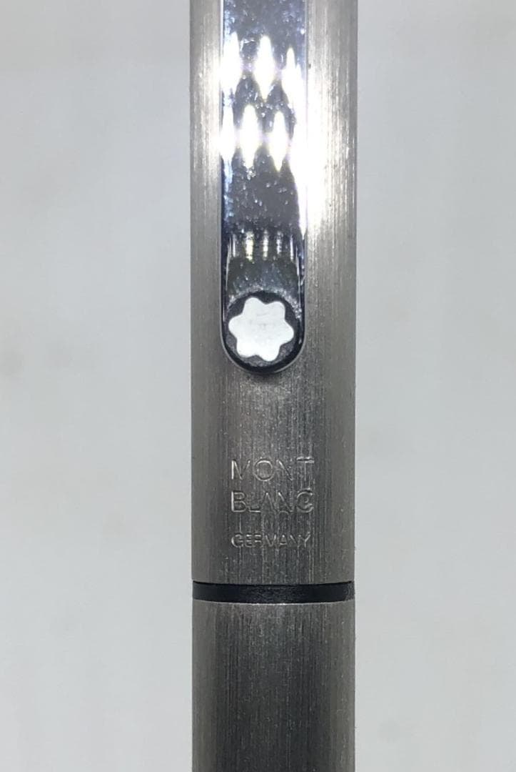 「0258」　　【超美品・お買い得・希少】MONTBLANC２色ボールペン