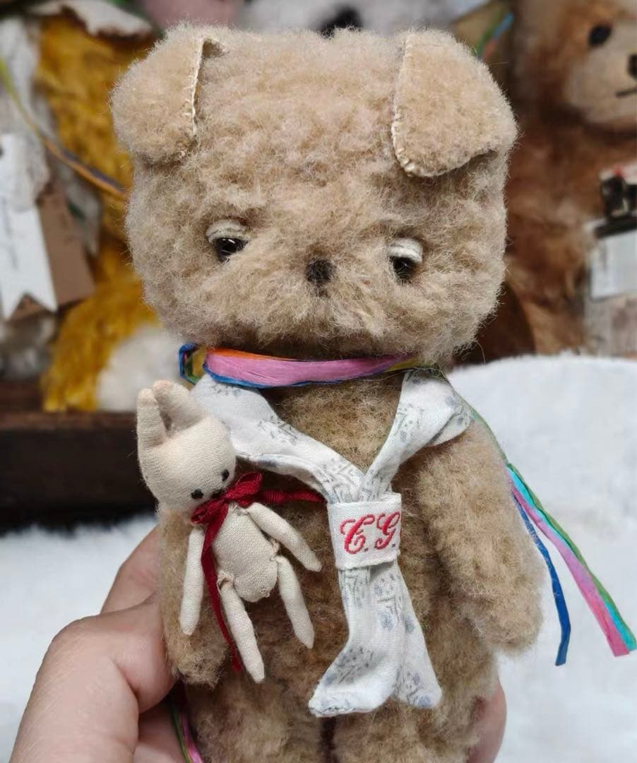 眠たそうな仔犬ちゃん アーティストベア 海外作家様 ハンドメイド ぬいぐるみ