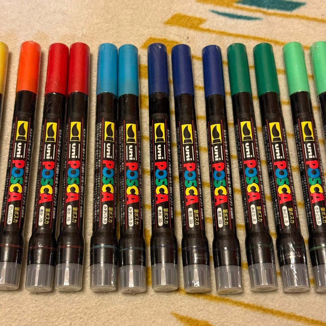 廃盤品 新品未使用品 POSCA 筆タイプ マーカー 16本セット 筆ポスカ