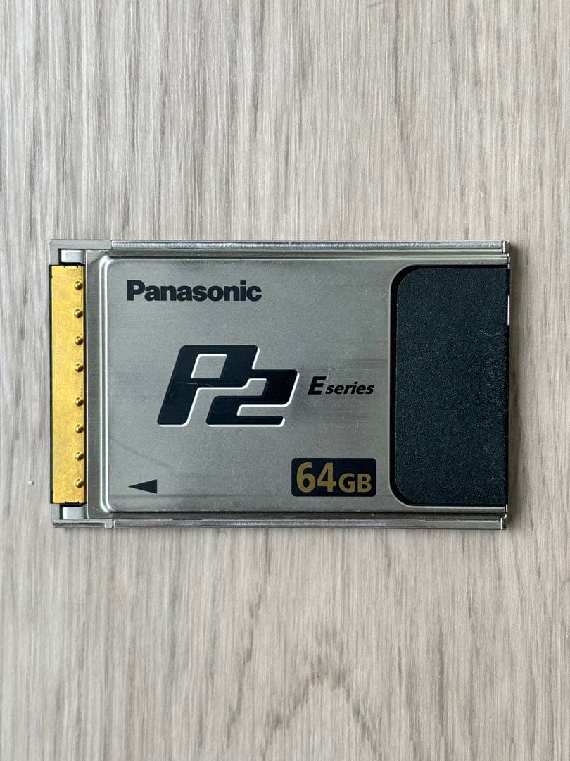 パナソニック　P2カード　64GB ケース付き