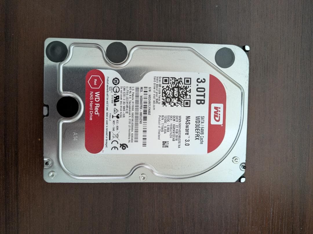 外付けハードディスク・ドライブ Synology DS218J NAS HDD 3TB x2