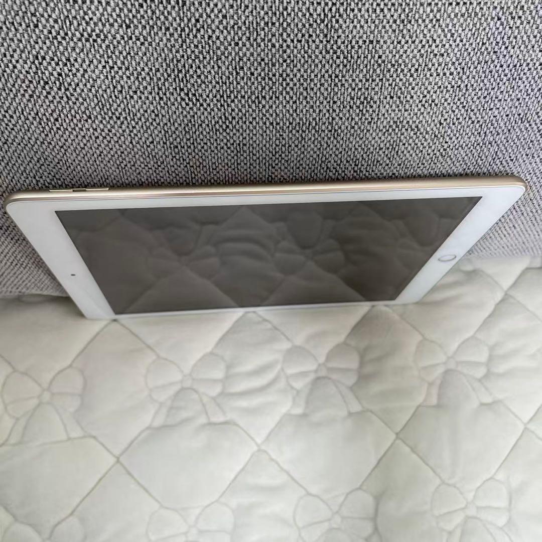 ipad 第5世代 9.7 inch大画面　32GB 大容量　中古品（本体のみ）