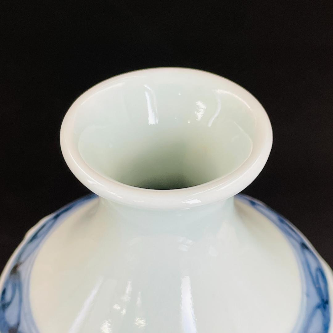 美品 有田焼 青花 染付 李朝唐草 花瓶 賞美堂本店 21.5cm R8SB60