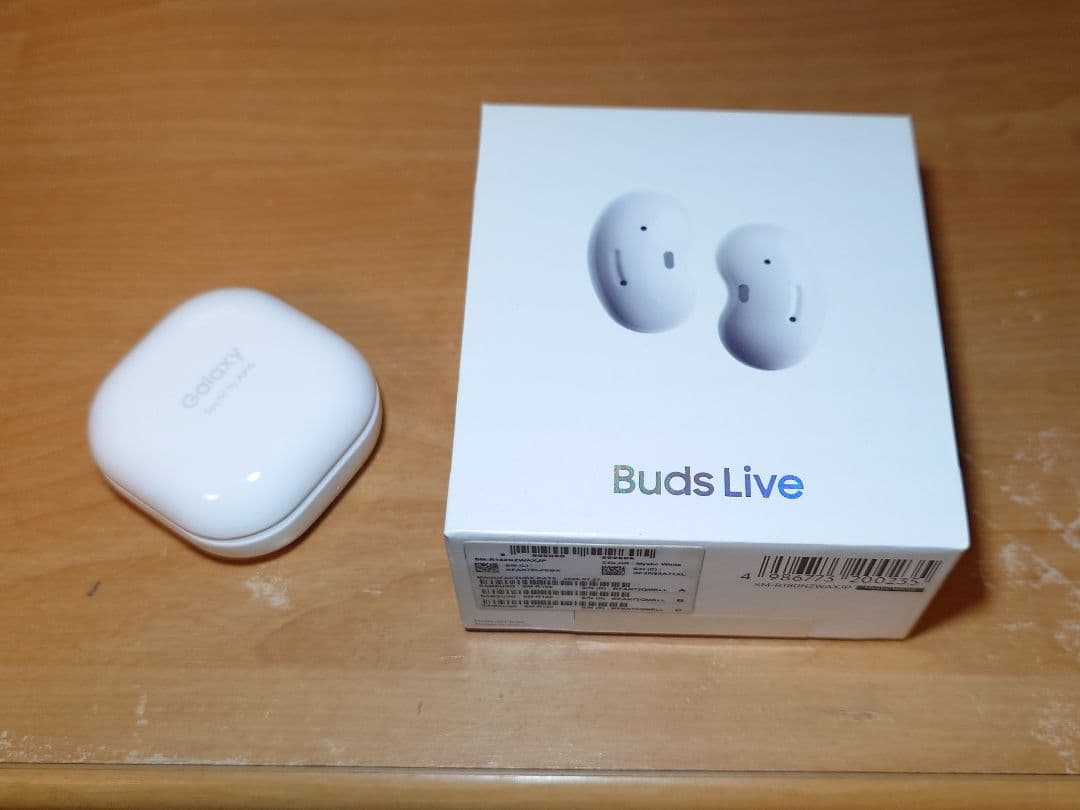 Galaxy Buds Live ホワイト