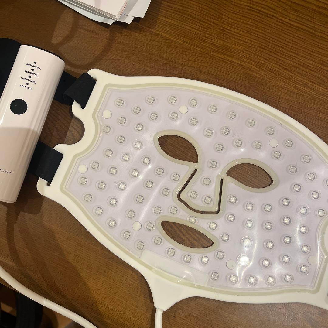 CURRENTBODY Skin LED Mask 美顔器