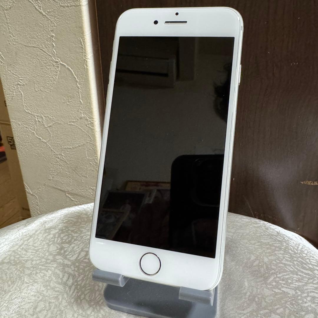 【極美品】✨iPhone7 32GB シルバー simフリー バッテリー98%