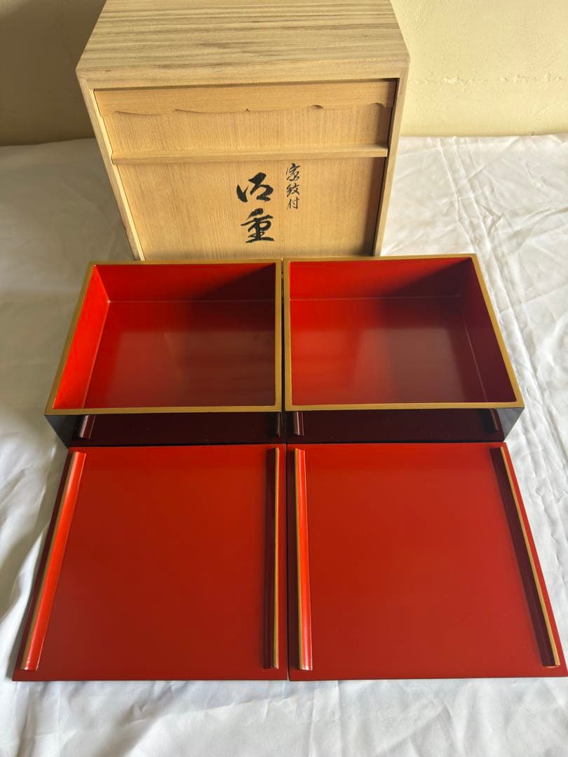 【未使用品】輪島塗のお重箱　重台付き