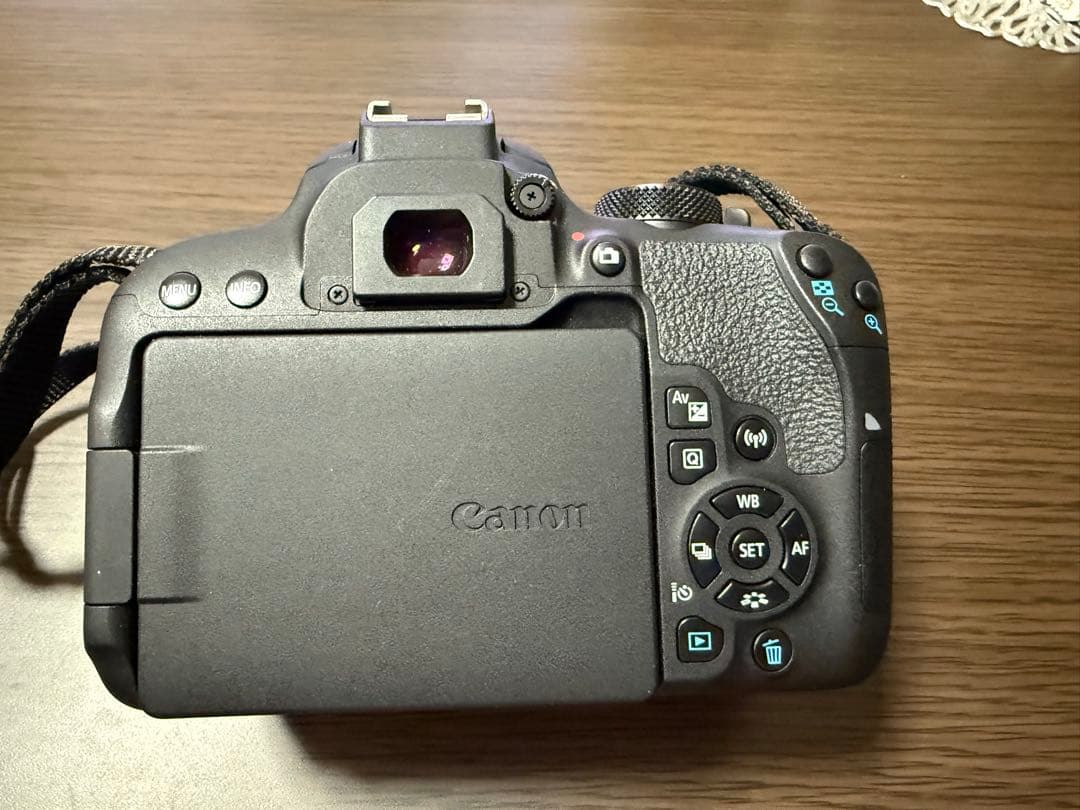 【大特価！】Canon EOS Kiss X9i 一眼レフカメラ　レンズ3種付き