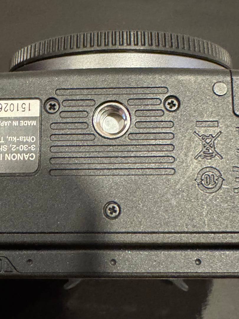 Canon EOS R6 本体と付属品＋バッテリー2個＋レリーズ＋Ｌ型プレート