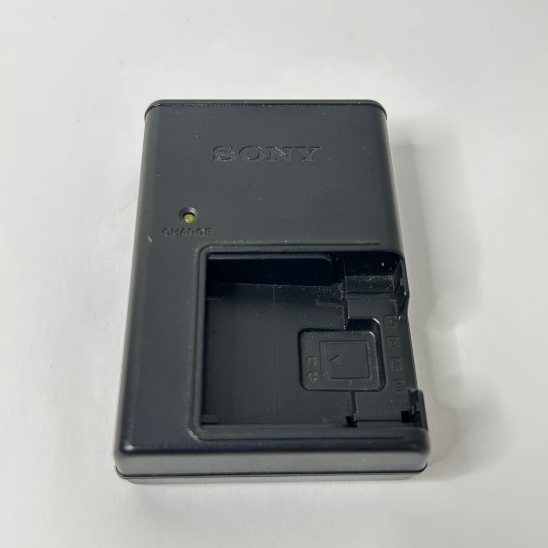 SONY Cyber-shot DSC-T77 コンパクトデジタルカメラ　ピンク