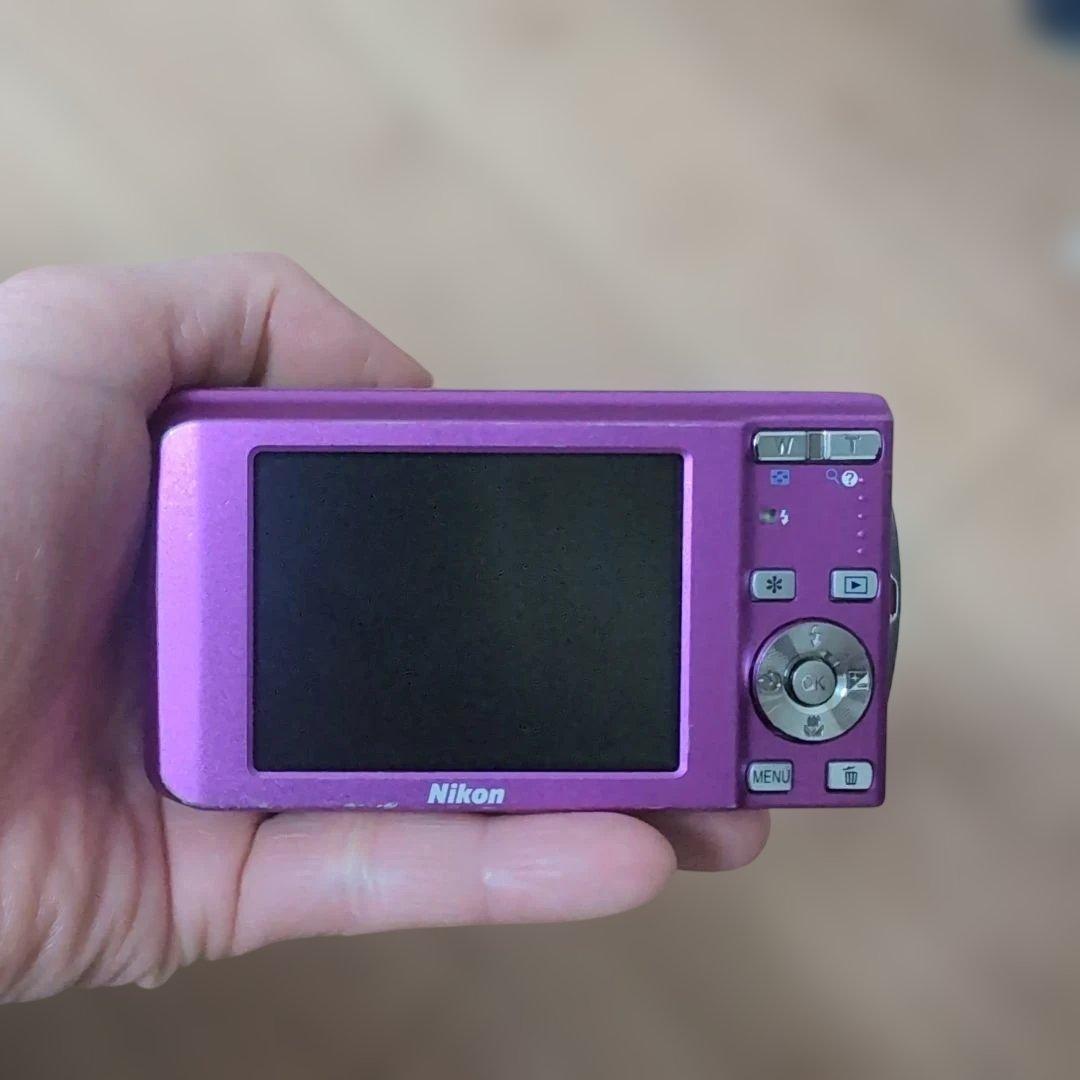 Nikon COOLPIX S520 ピンク