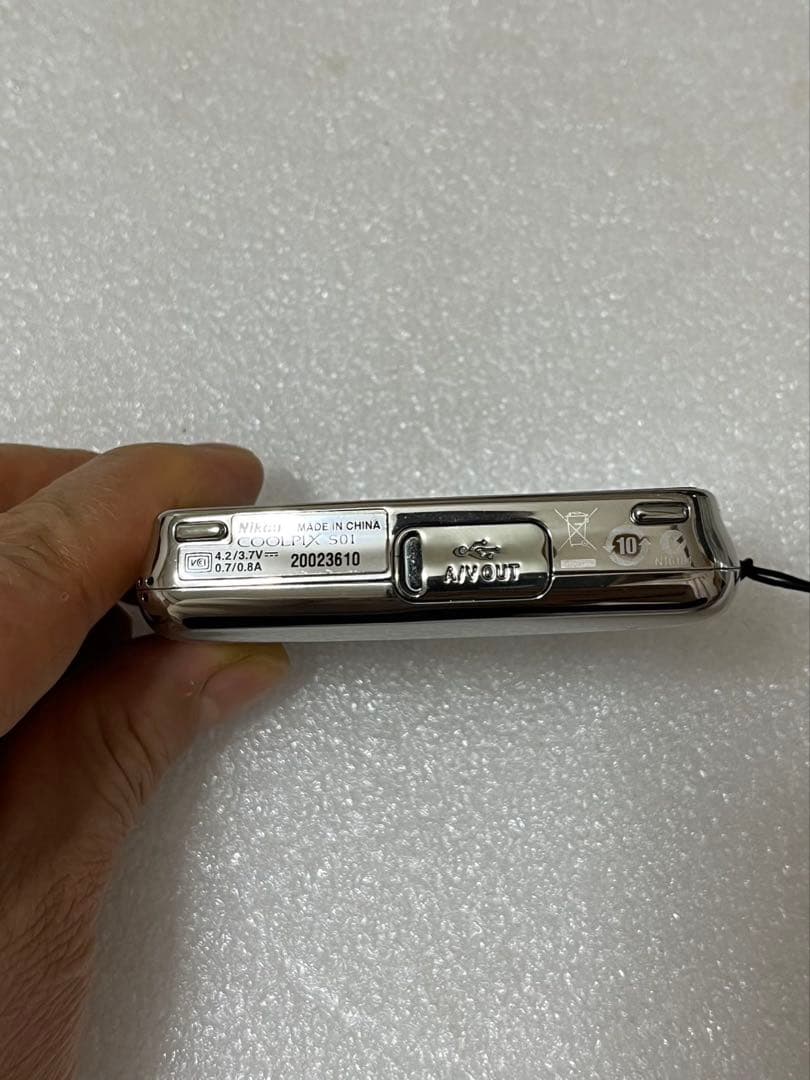 Nikon COOLPIX S01 コンパクトデジタルカメラジャンク品