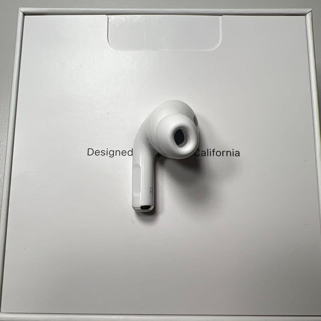 AirPods Pro 第2世代　lightning 右耳　A2698 [61]