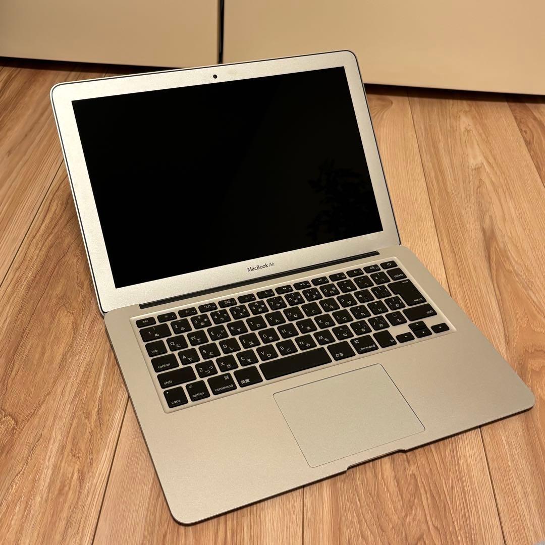Apple MacBook Air 13inch Early 2015 シルバー
