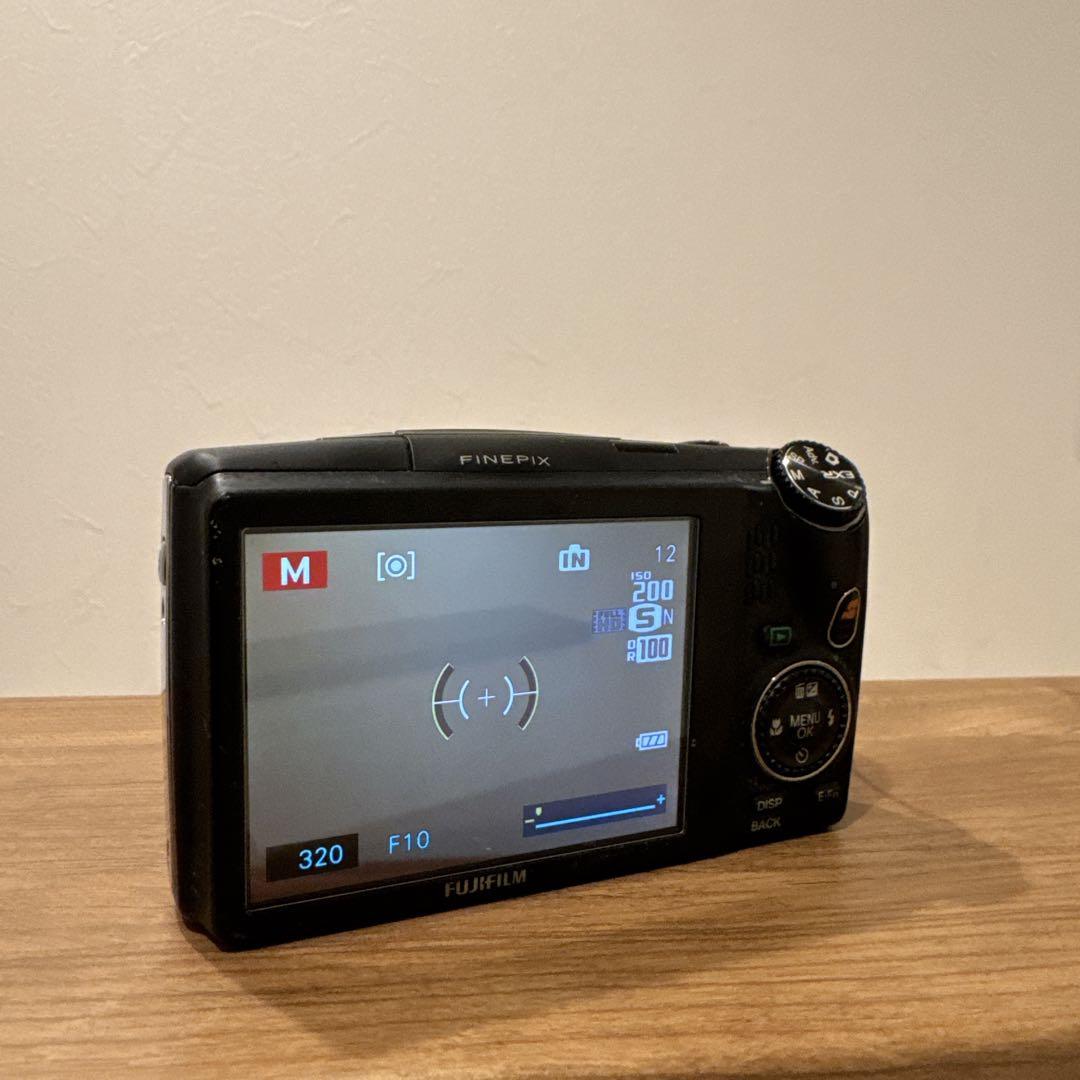 【箱付き】 FUJIFILM FinePix F900EXR ブラック