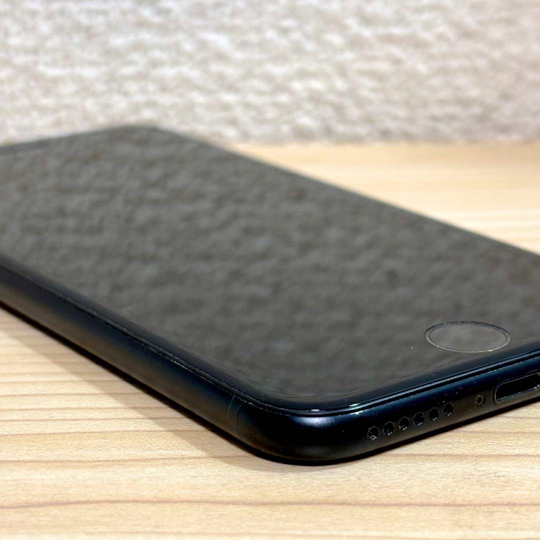 iPhone SE2 ブラック 256GB 81％