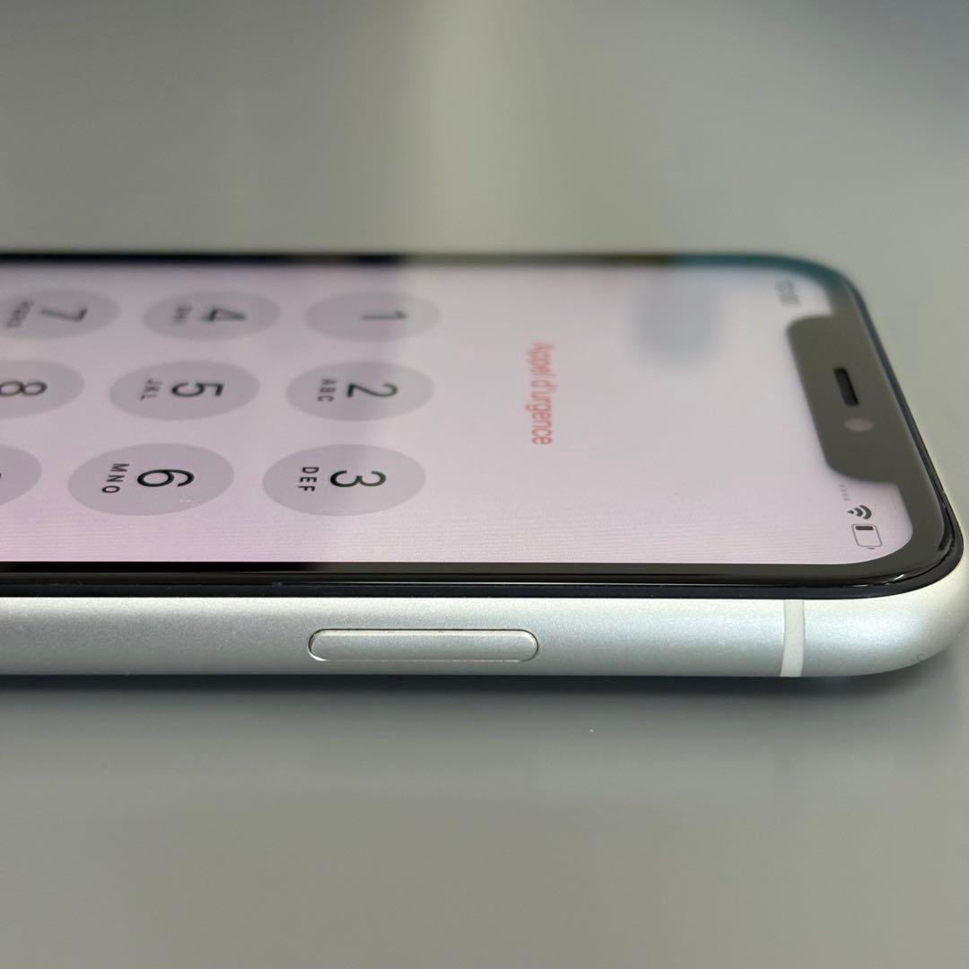 iPhoneXR 128 美品‼️フィルム２枚付‼️ 全面コーティング済‼️ 100%