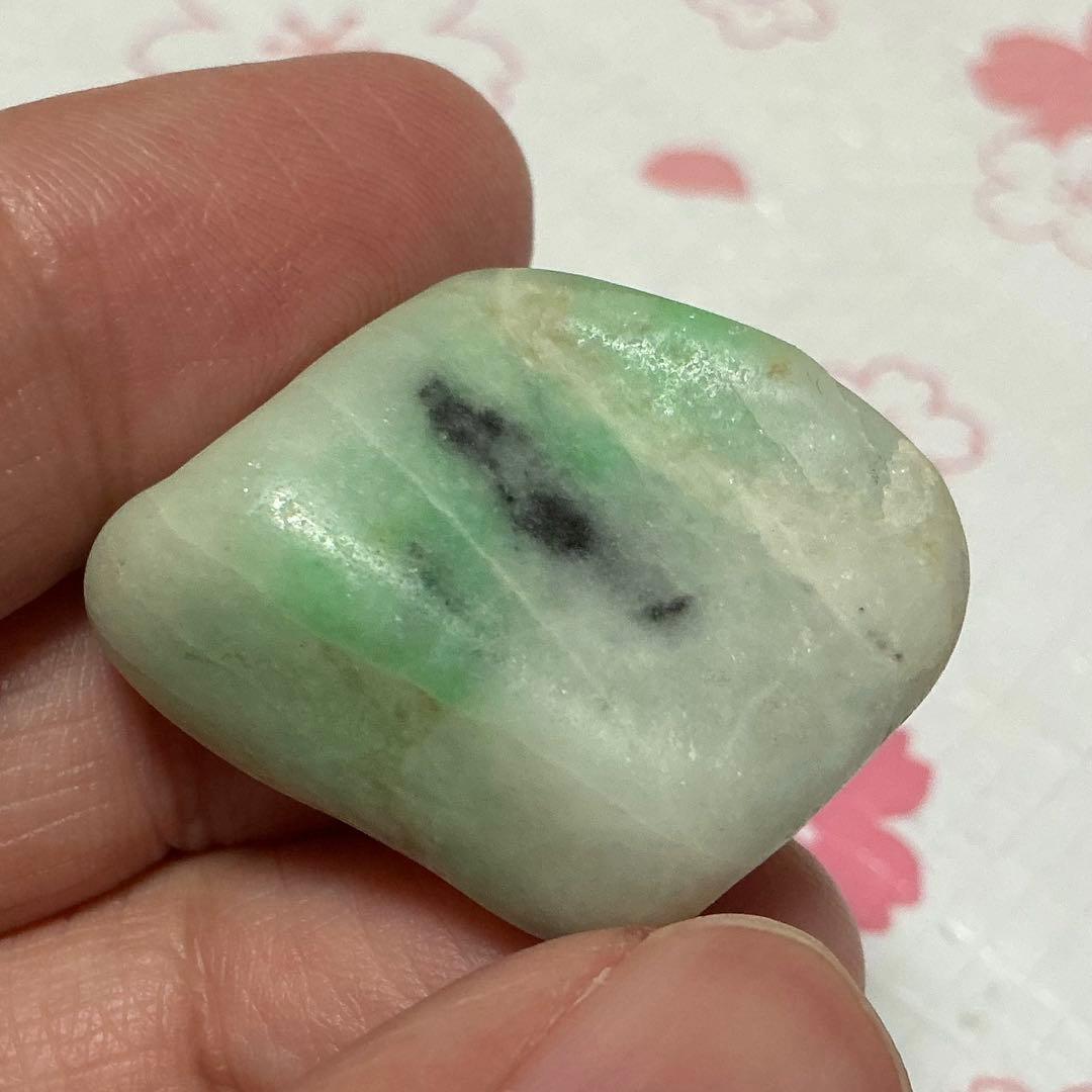 糸魚川翡翠　海石　14.8g ※昔はよくあった、今はもうない