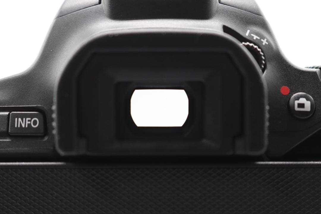 【Canon EOS Kiss X10 ダブルレンズセット】 Wi-Fi搭載