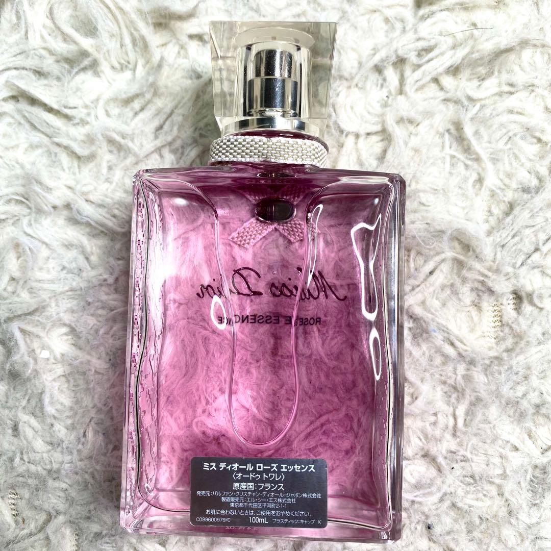 未使用に近い✨Miss Dior Rose Essence 100ml✨