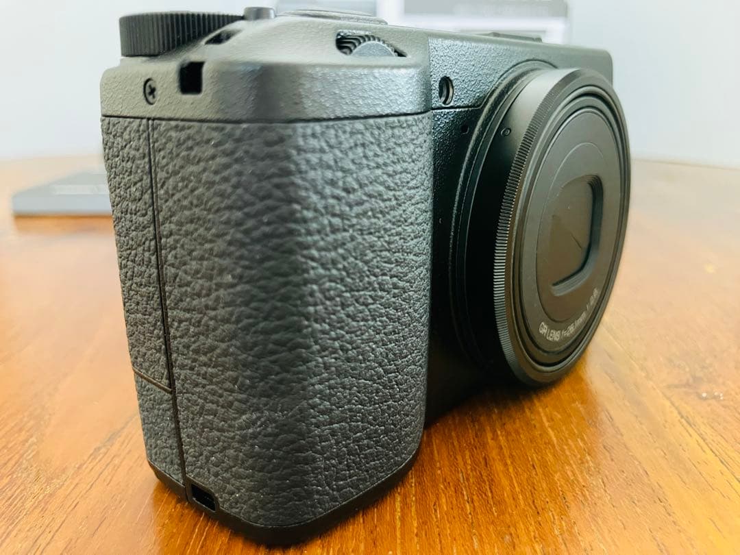 【ほぼ新品】RICOH GR IIIx