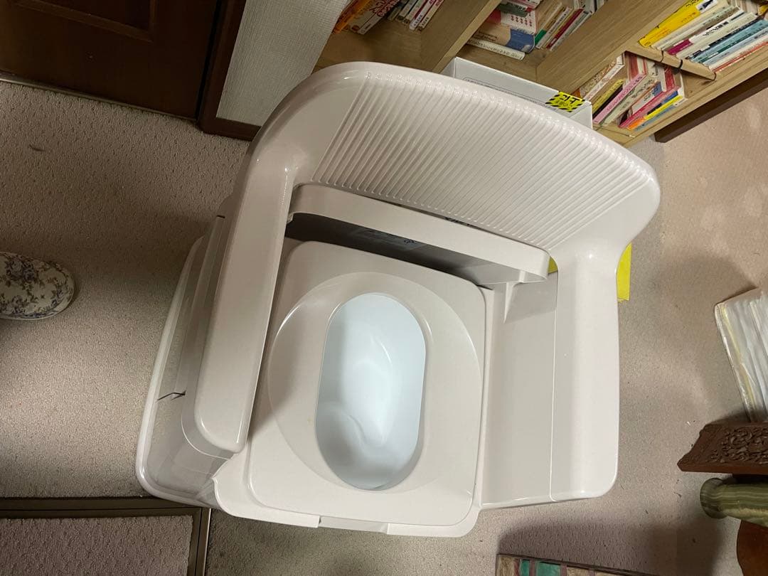 【新品未使用】トンボ　ポータブルトイレ背もたれ型