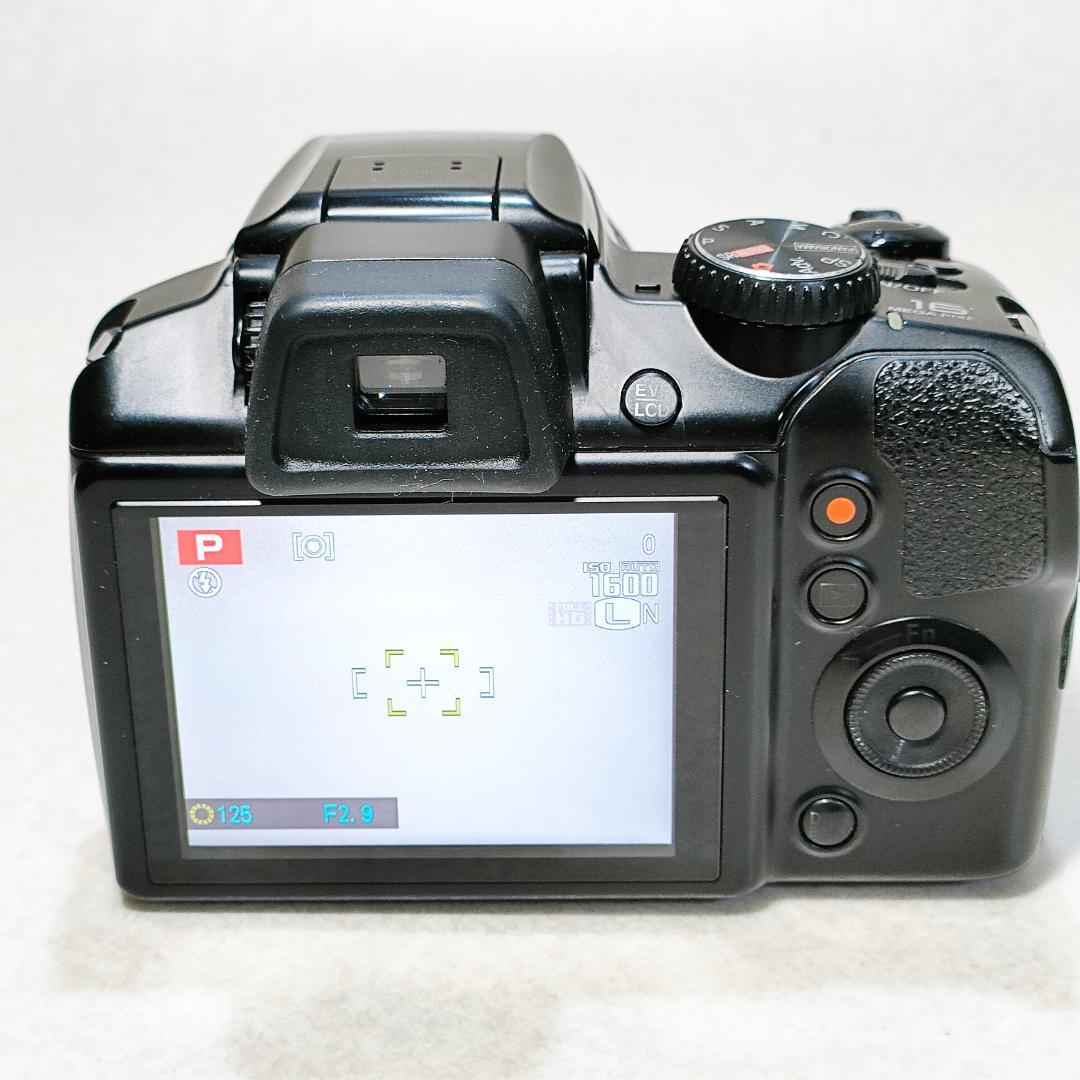 デジタルカメラ FUJIFILM FinePix S8200 #3254