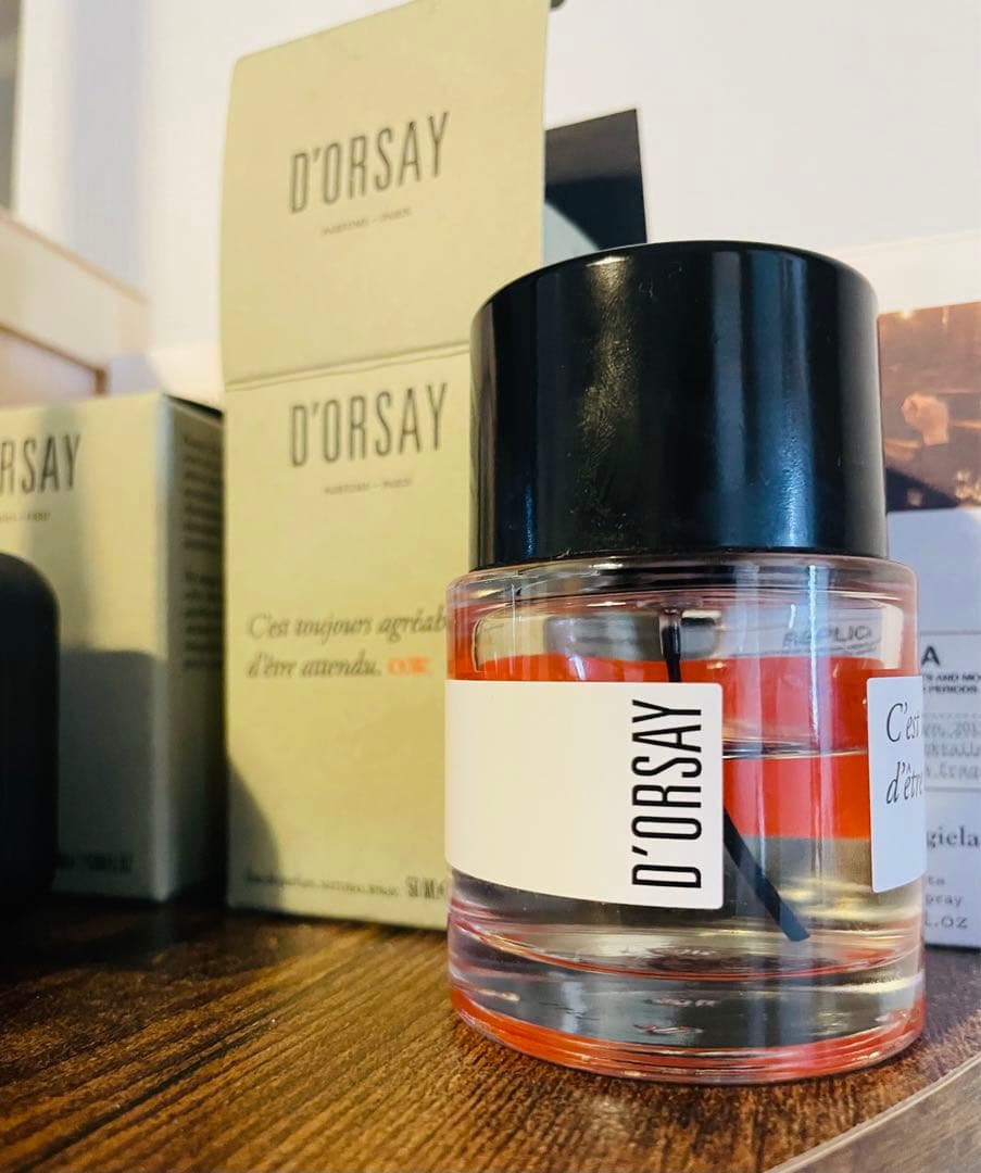 D'ORSAY ドルセー O.W. 私を待っている人がいる