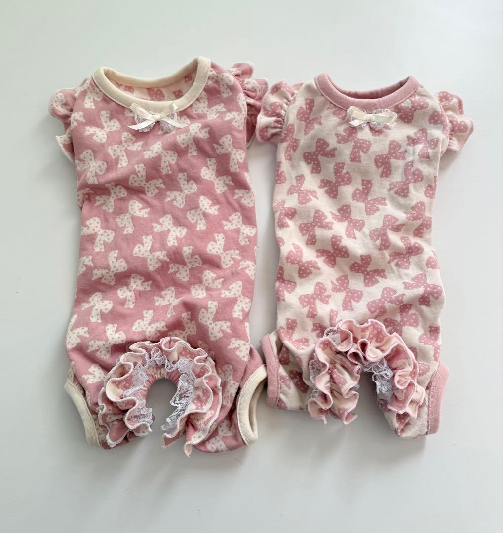 chimocoページです　ダックス　犬服　フリフリロンパース　リボン柄