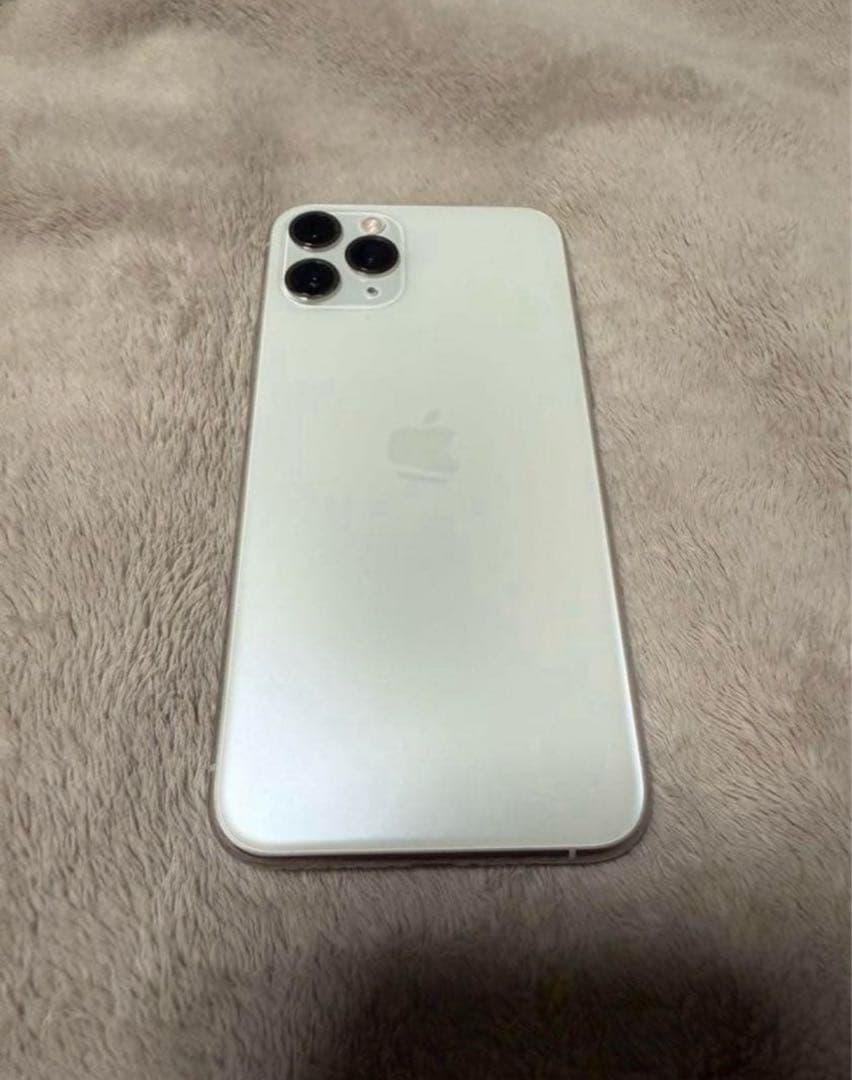 中古♪iPhone 11 Pro 64GB SIMロック解除済み