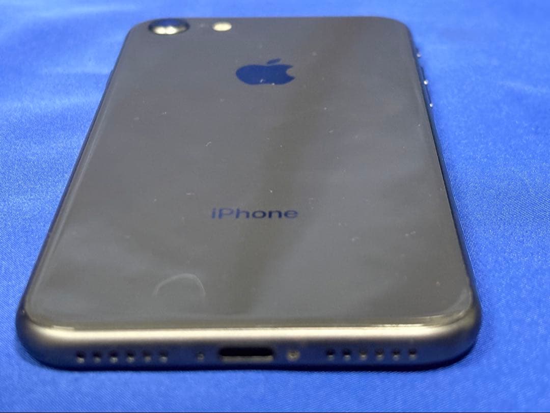● iPhone 8 64GB MQ782J/A docomo判定結果：○