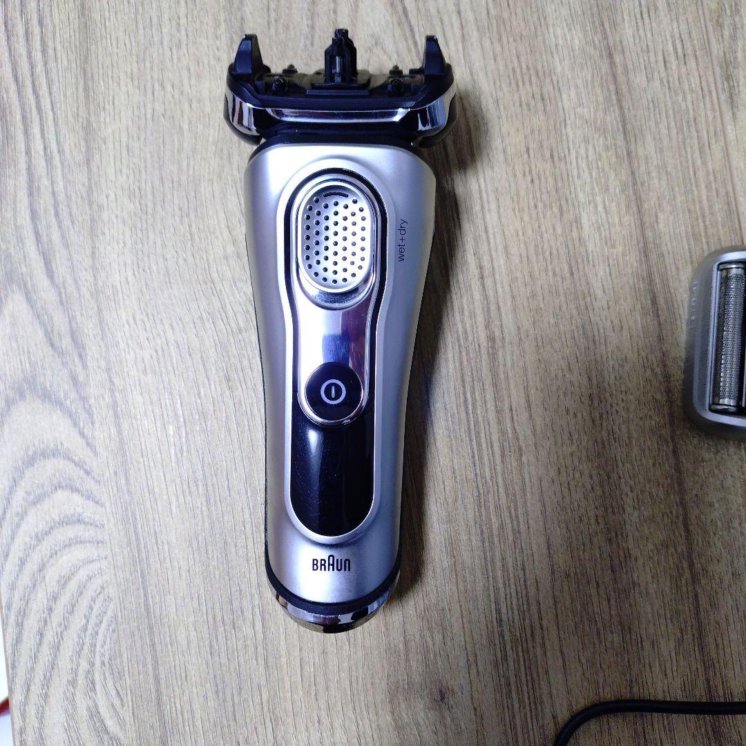 BRAUN シェーバー SERIES9 9292cc 洗浄機＆洗浄液3個付き