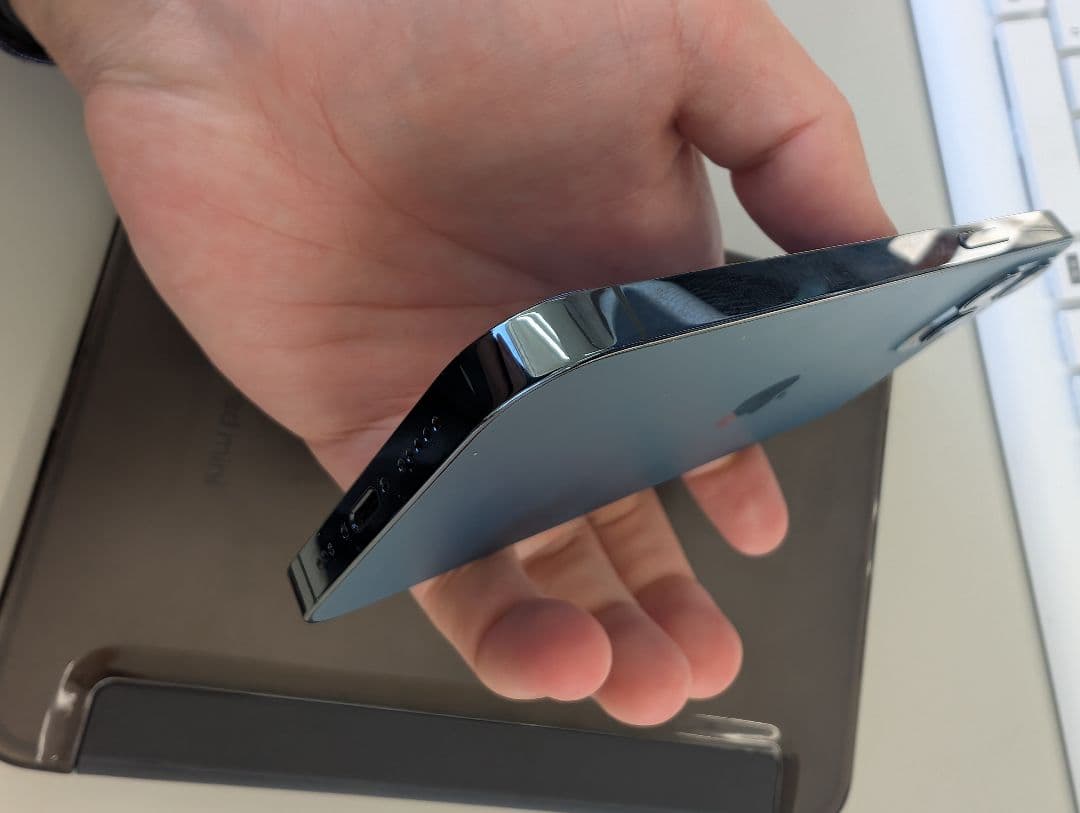Apple iPhone 12pro 極美品　98%