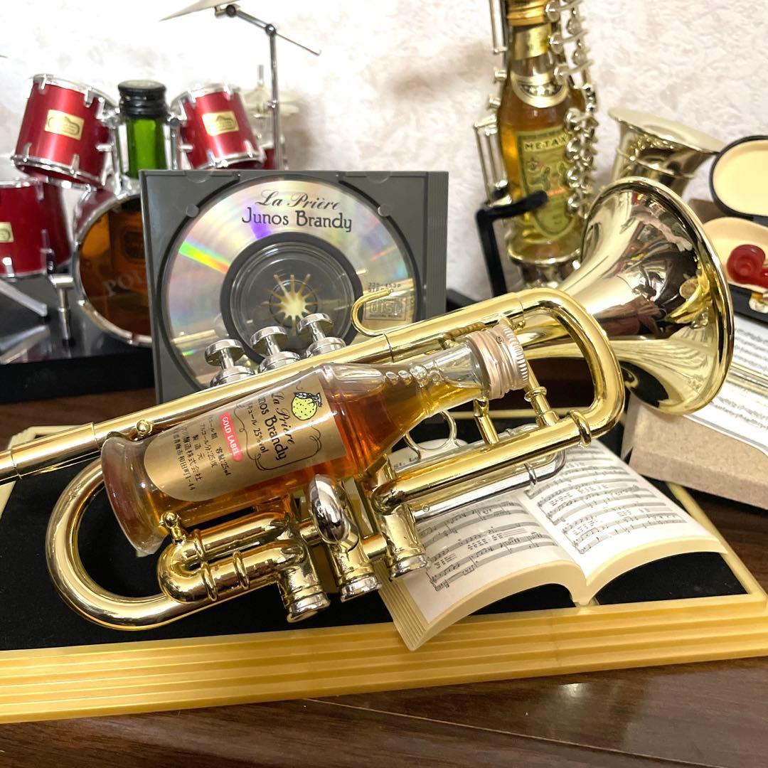 《未開封》ブランデー 音楽楽器　ジャズセット ミニボトル バンド 置物