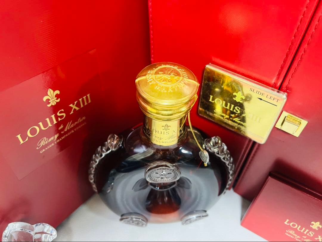 レミーマルタン ルイ13世 バカラ　替え栓・冊子・箱・外箱付！正規輸入品　未開封