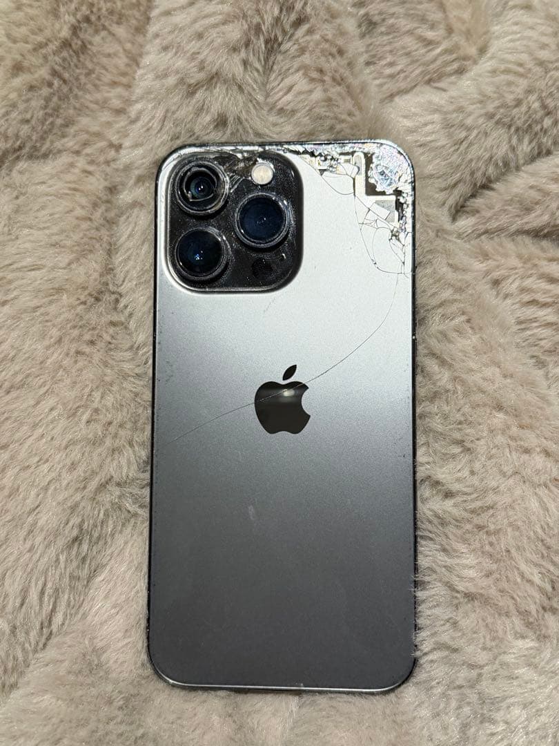 Apple iPhone 13 グラファイト 本体　512G