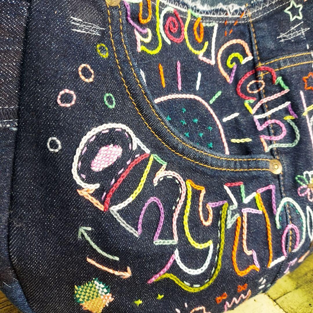 刺繍デニムバック　No.679　デニムリメイク　刺繍バック　スマイリー
