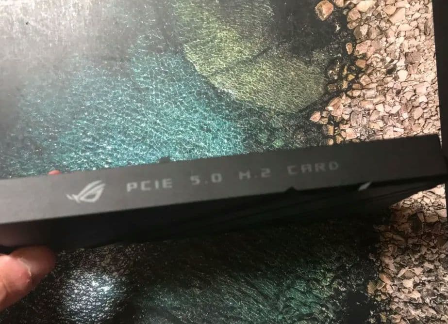 拡張カード ASUS Hyper M.2 PCIe5.0
