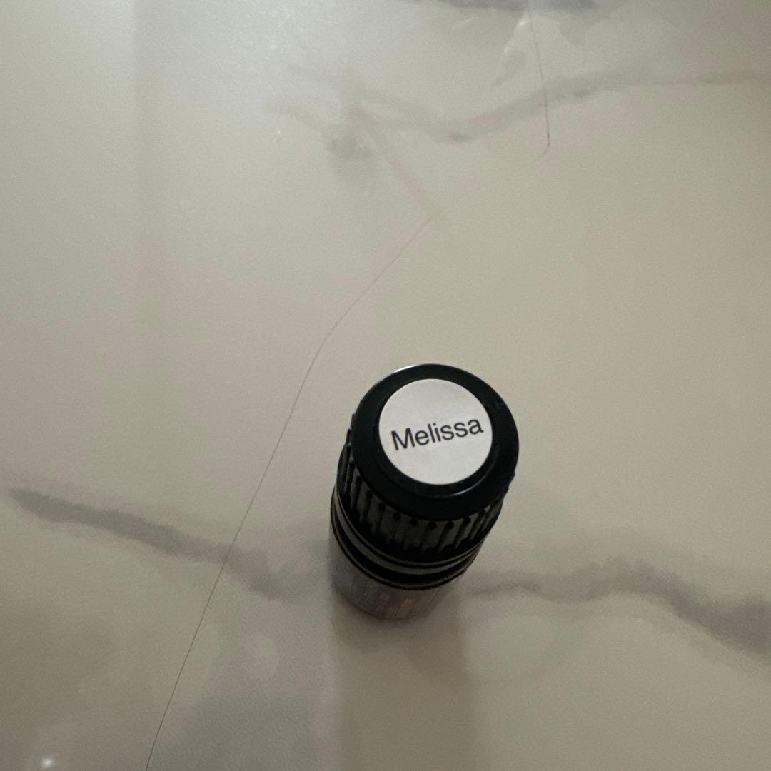 新品 ドテラ doTERRA メリッサ 5ml