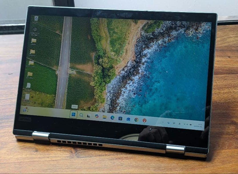 【ジャンク】動作品 Lenovo YOGA 720-12IKB タッチパネルNG