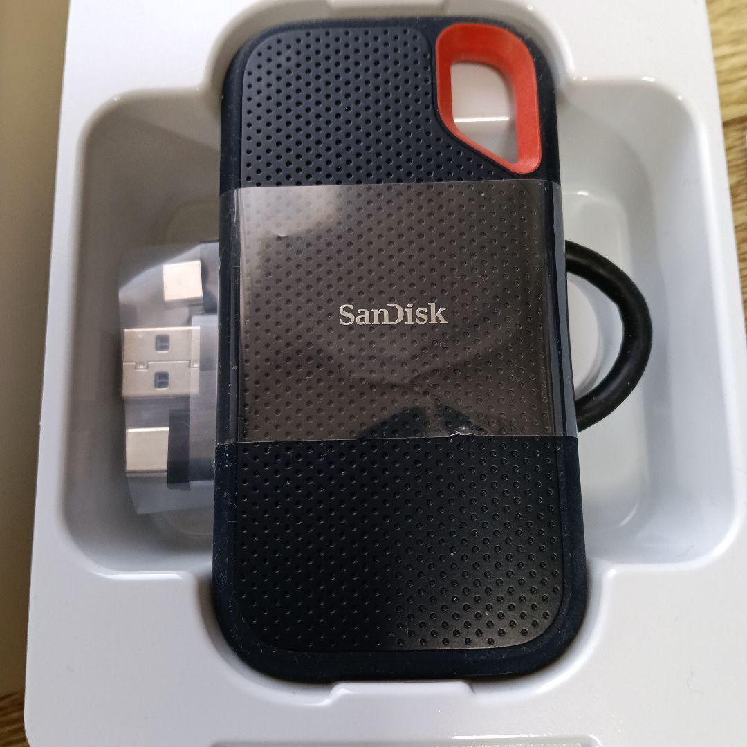 SanDisk 外付けSSD 4TB　4割引!!