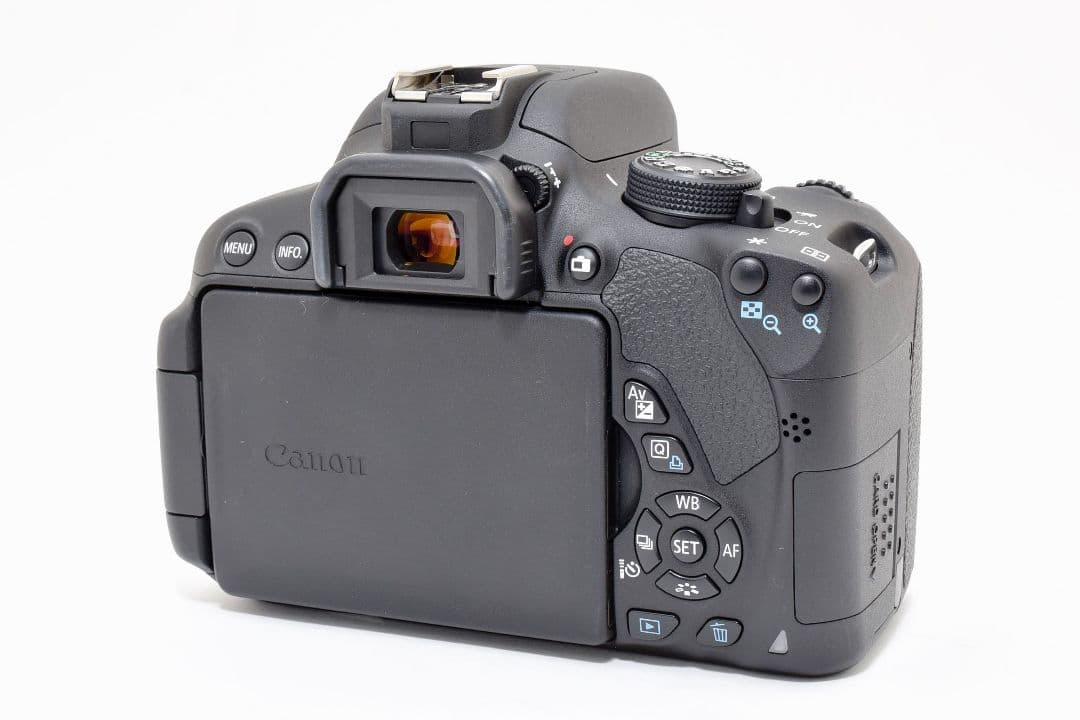 ショット数少✨美品✨Canon EOS KissX7i✨ダブルレンズ 手ブレ補正