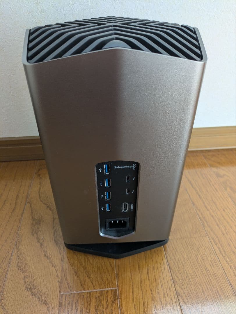 その他 Blackmagic Design eGPU RX580