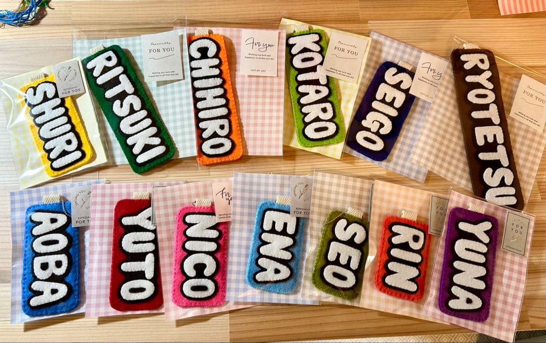 【ミー】ハンドメイド フェルト お名前キーホルダー