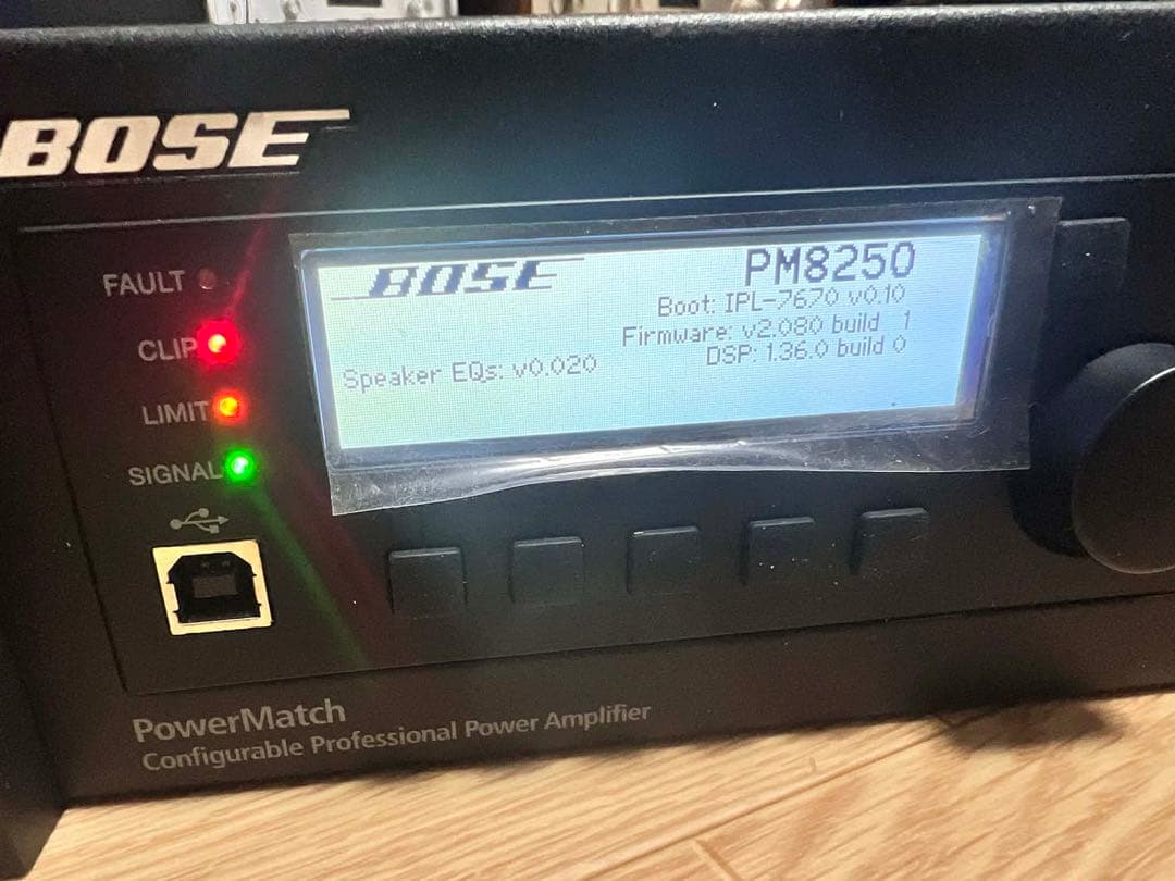 BOSE PM8250パワーアンプ 最大出力:2000W 動作確認済み
